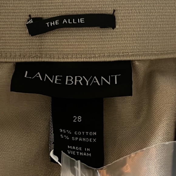 NWT Lane Bryant The Allie Crop Khaki Pants Size 28 - Picture 11 of 14